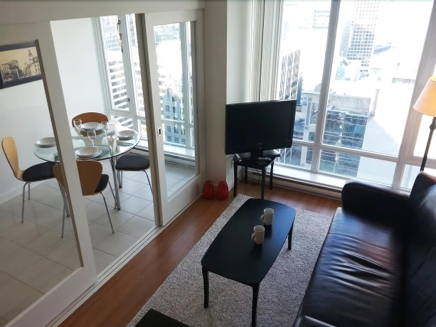Imagen de la habitación del Hotel Pacific Centre Suites. Foto 16
