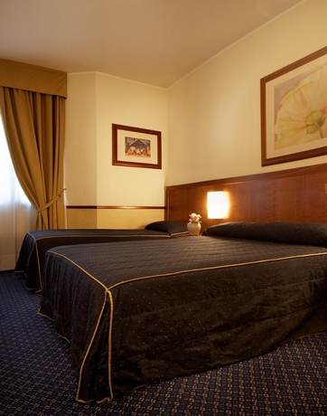 Imagen de la habitación del Hotel Pacific Fortino. Foto 8