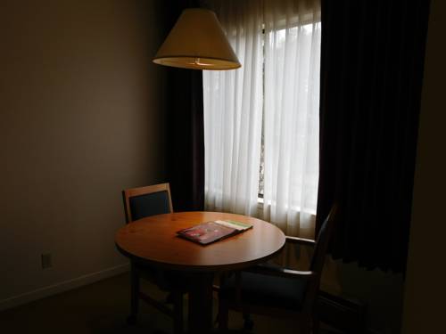 Imagen de la habitación del Hotel Pacific Gardens Inn. Foto 9