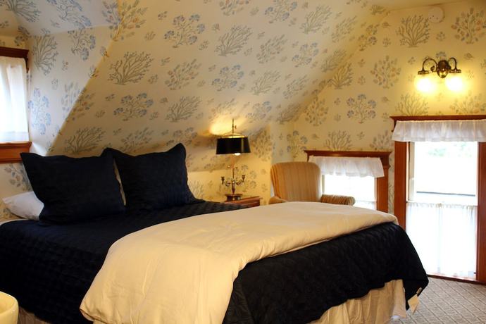 Imagen de la habitación del Hotel Pacific Grove Inn. Foto 4