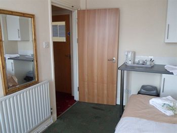 Imagen de la habitación del Hotel Pacific Inn London Heathrow. Foto 9