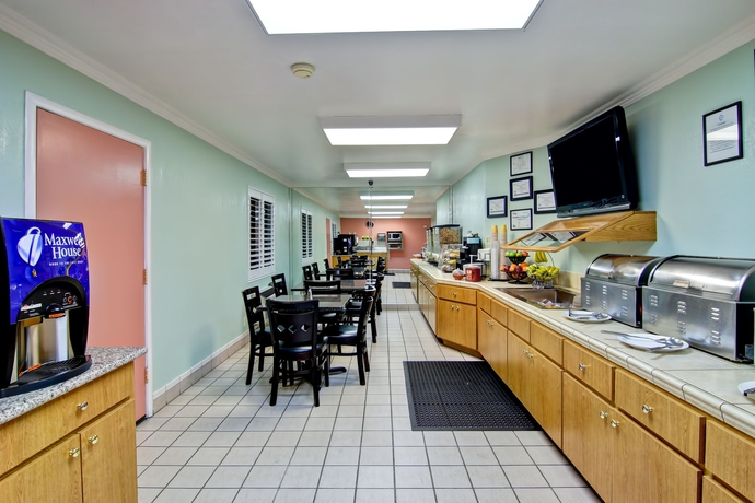 Imagen del bar/restaurante del Hotel Pacific Inn Redwood City. Foto 4