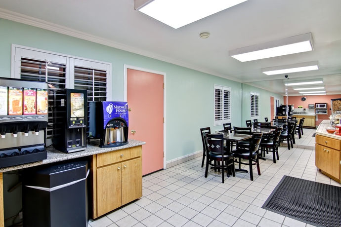 Imagen del bar/restaurante del Hotel Pacific Inn Redwood City. Foto 5