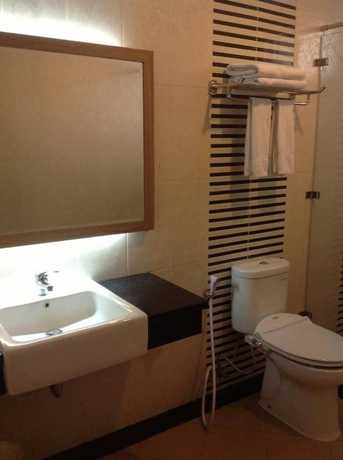 Imagen de la habitación del Hotel Pacific Makassar. Foto 8
