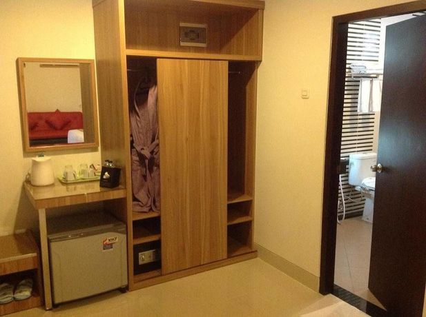 Imagen de la habitación del Hotel Pacific Makassar. Foto 9