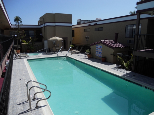 Imagen de la piscina del Hotel Pacific Manhattan Beach. Foto 9