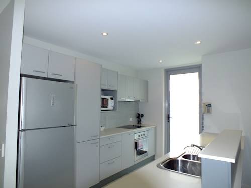Imagen de la habitación del Hotel Pacific Marina Apartments. Foto 6