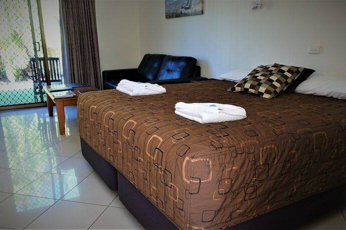 Imagen de la habitación del Hotel Pacific Palms Motor Inn. Foto 12