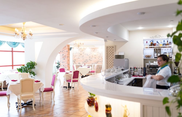 Imagen del bar/restaurante del Hotel Pacific Plaza Sakhalin. Foto 3