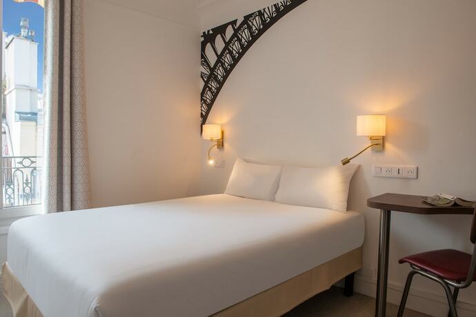 Imagen de la habitación del Hotel Pacific, Porte de Versailles. Foto 12