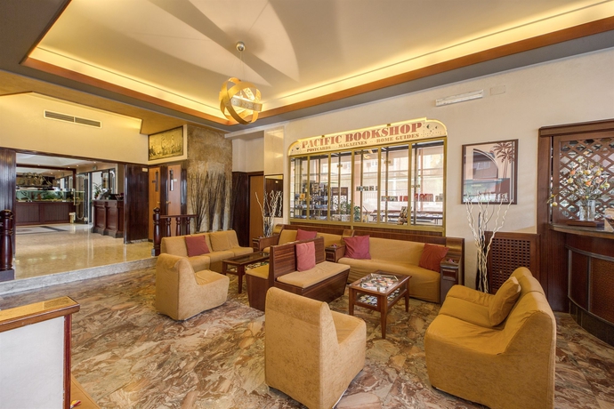 Imagen de los interiores del Hotel Pacific Roma. Foto 13