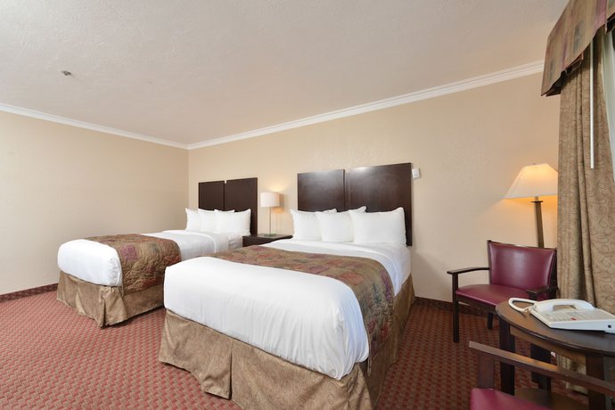 Imagen de la habitación del Hotel Pacific Shores Inn. Foto 3