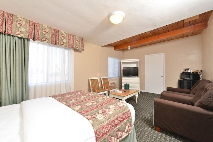 Imagen de la habitación del Hotel Pacific Shores Inn. Foto 9