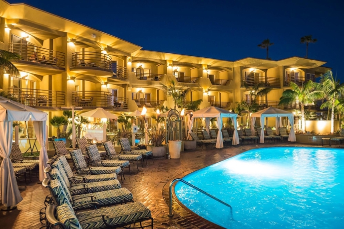 Imagen de la piscina del Hotel Pacific Terrace. Foto 4