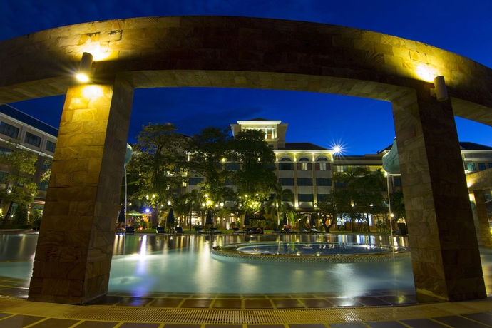 Imagen de la piscina del Hotel Pacific and Spa. Foto 14