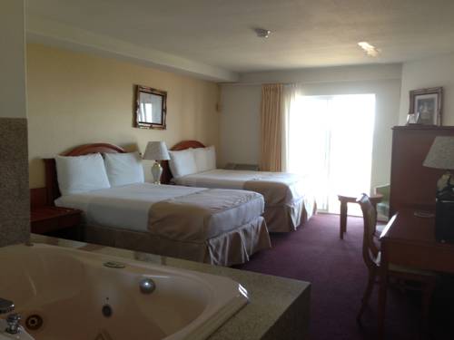 Imagen de la habitación del Hotel Pacifica Beach. Foto 9