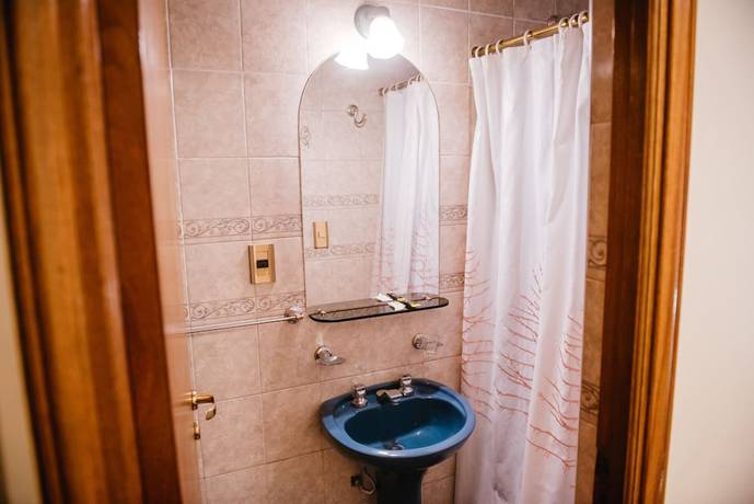 Imagen de la habitación del Hotel Pacifico, MENDOZA. Foto 14