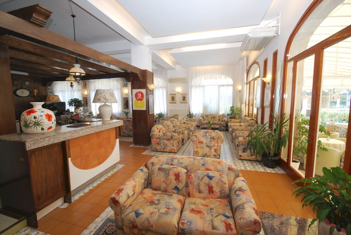 Imagen del bar/restaurante del Hotel Paco, Pietra Ligure. Foto 3