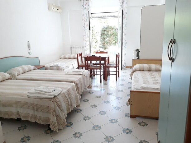 Imagen de la habitación del Hotel Paco Residence. Foto 14
