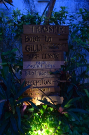 Imagen de los exteriores del Hotel Padang Padang Breeze. Foto 14