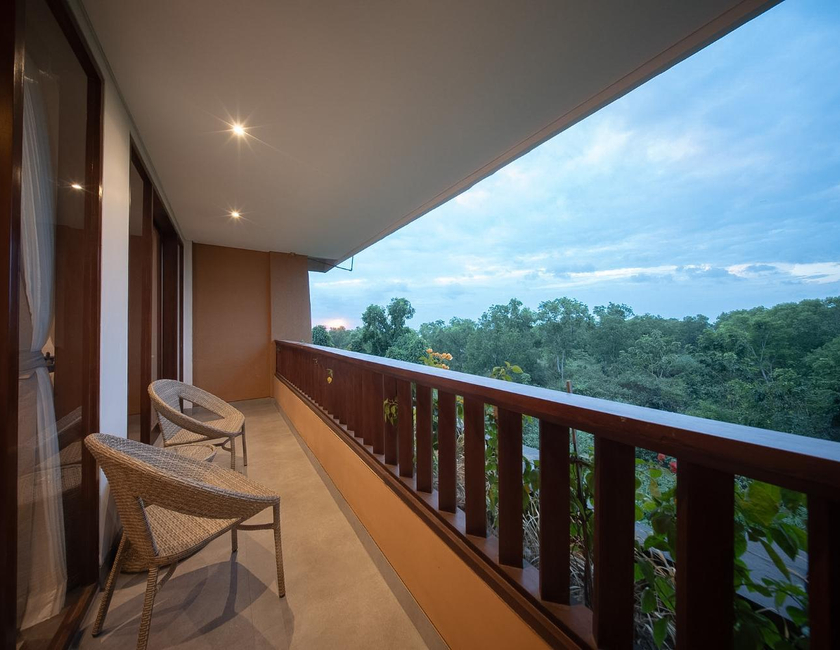 Imagen general del Hotel Padang-padang Inn. Foto 19