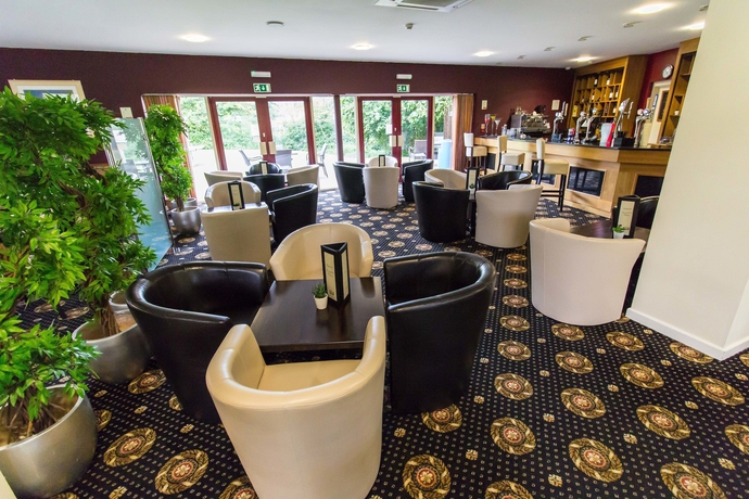Imagen de los interiores del Hotel Padbrook Park. Foto 19