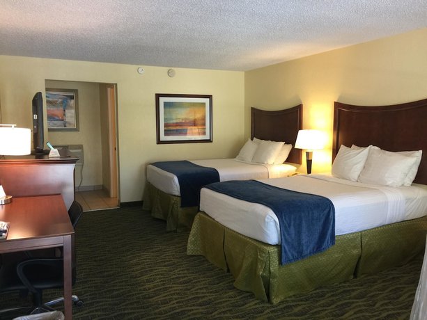 Imagen de la habitación del Hotel PaddleTail Waterfront Lodge, Trademark Collection by Wyndham. Foto 6