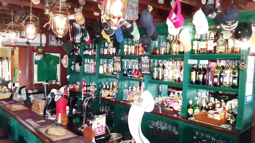 Imagen del bar/restaurante del Hotel Paddy's Palms Resort. Foto 4