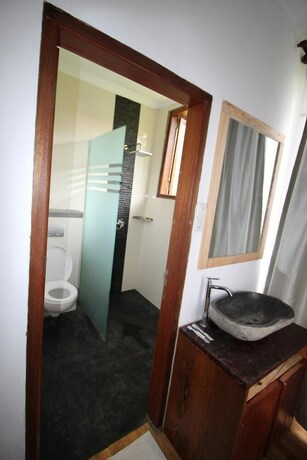 Imagen de la habitación del Hotel Padi Ecolodge. Foto 25
