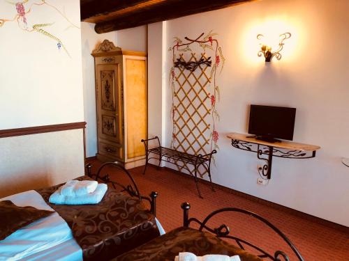 Imagen de la habitación del Hotel Padina Ursului. Foto 9