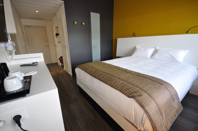 Imagen de la habitación del Hotel Padja and Spa, The Originals Boutique. Foto 13