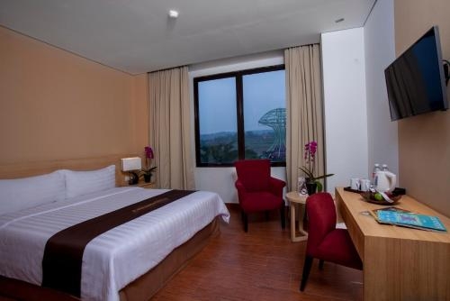 Imagen de la habitación del Hotel Padjadjaran Suites Resort and Convention. Foto 10