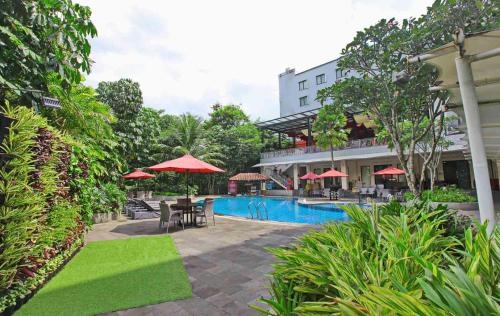 Imagen general del Hotel Padjadjaran Suites Resort and Convention. Foto 4