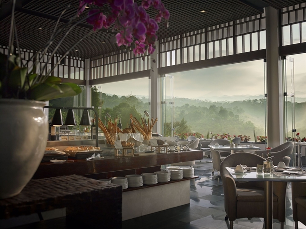 Imagen del bar/restaurante del Hotel Padma Bandung. Foto 4