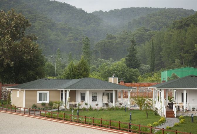 Imagen de los exteriores del Hotel Padok Premium and Stables. Foto 11