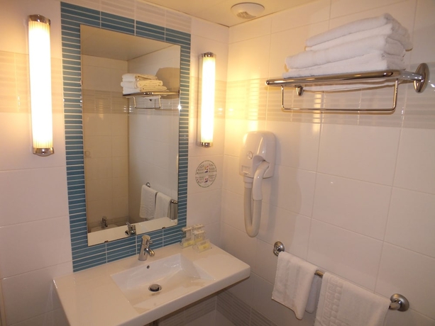 Imagen de la habitación del Hotel Padoue. Foto 12