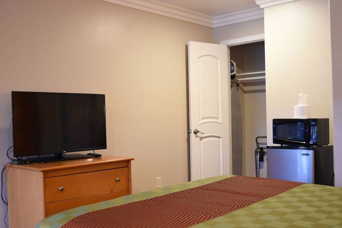 Imagen de la habitación del Hotel Padre Oaks. Foto 2