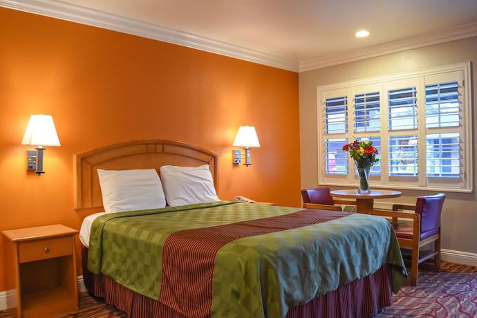 Imagen de la habitación del Hotel Padre Oaks. Foto 3