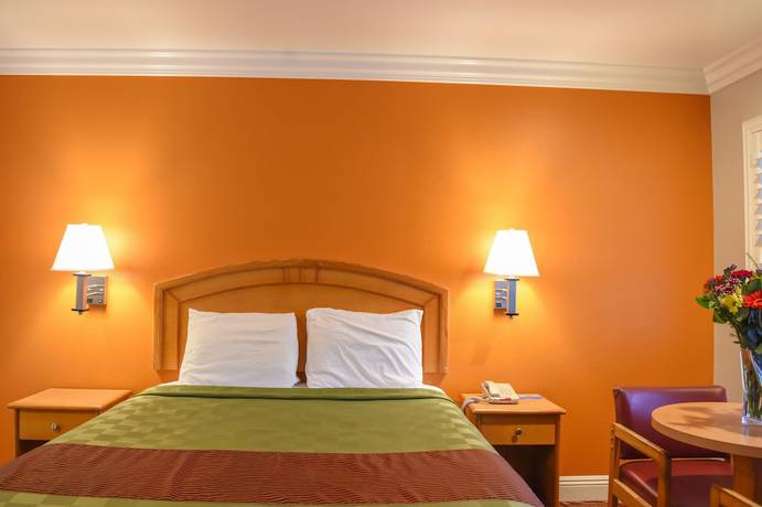 Imagen de la habitación del Hotel Padre Oaks. Foto 9