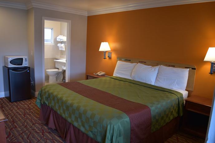 Imagen de la habitación del Hotel Padre Oaks. Foto 11
