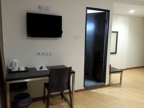 Imagen de la habitación del Hotel Padungan. Foto 9