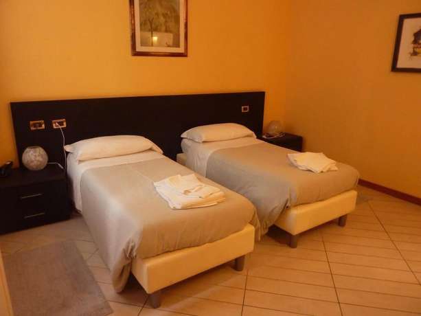 Imagen de la habitación del Hotel Padus Meubl&egrave;. Foto 12
