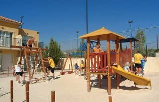 Imagen de los exteriores del Hotel Pafian Sun Holiday Village. Foto 7