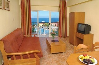 Imagen de la habitación del Hotel Pafian Sun Holiday Village. Foto 5