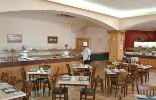 Imagen del bar/restaurante del Hotel Pafian Sun Holiday Village. Foto 2