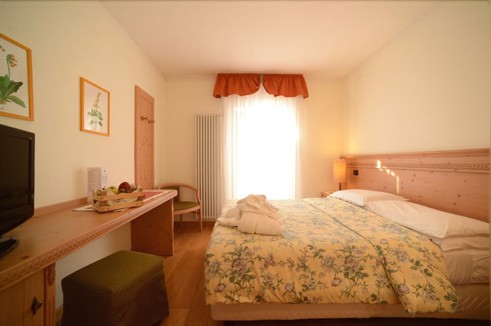 Imagen de la habitación del Hotel Paganella Gourmet and Relax. Foto 11