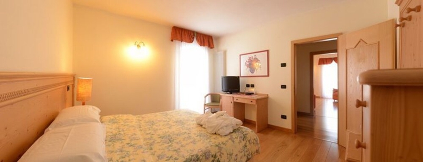 Imagen de la habitación del Hotel Paganella Gourmet and Relax. Foto 12
