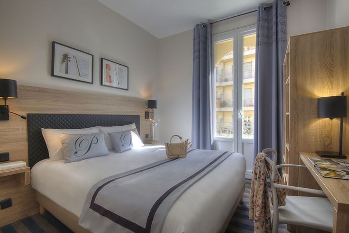 Imagen de la habitación del Hotel Paganini, Niza. Foto 18