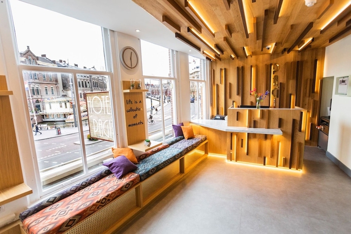 Imagen de los interiores del Hotel Pagi. Foto 18