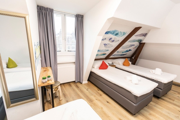 Imagen de la habitación del Hotel Pagi. Foto 13